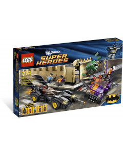 LEGO 6864 Batmobile and the Two-Face Chase